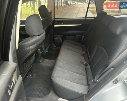 Серый Субару Аутбек, объемом двигателя 2.46 л и пробегом 216 тыс. км за 10700 $, фото 19 на Automoto.ua