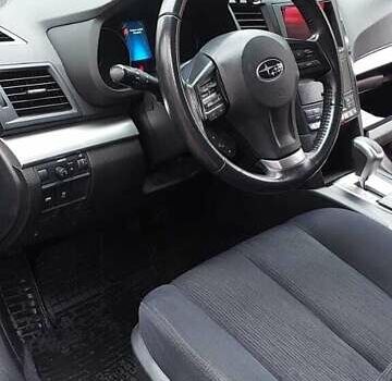 Серый Субару Аутбек, объемом двигателя 2.46 л и пробегом 180 тыс. км за 9000 $, фото 8 на Automoto.ua