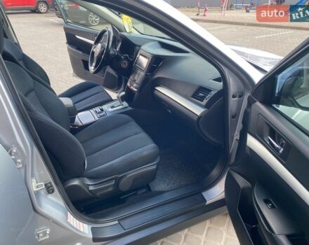 Серый Субару Аутбек, объемом двигателя 2 л и пробегом 265 тыс. км за 12000 $, фото 16 на Automoto.ua