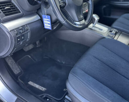 Сірий Субару Аутбек, об'ємом двигуна 2 л та пробігом 262 тис. км за 11000 $, фото 17 на Automoto.ua