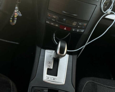 Серый Субару Аутбек, объемом двигателя 2 л и пробегом 267 тыс. км за 6800 $, фото 9 на Automoto.ua