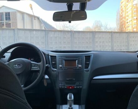 Сірий Субару Аутбек, об'ємом двигуна 2 л та пробігом 134 тис. км за 13600 $, фото 15 на Automoto.ua