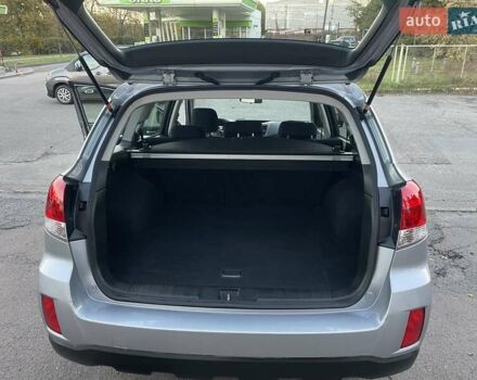 Серый Субару Аутбек, объемом двигателя 2 л и пробегом 181 тыс. км за 9999 $, фото 23 на Automoto.ua