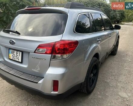 Серый Субару Аутбек, объемом двигателя 2.46 л и пробегом 225 тыс. км за 10500 $, фото 10 на Automoto.ua