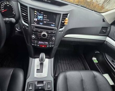 Серый Субару Аутбек, объемом двигателя 2.46 л и пробегом 112 тыс. км за 14800 $, фото 29 на Automoto.ua