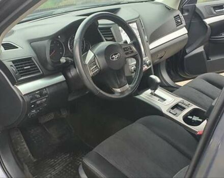 Серый Субару Аутбек, объемом двигателя 2.5 л и пробегом 152 тыс. км за 11350 $, фото 28 на Automoto.ua