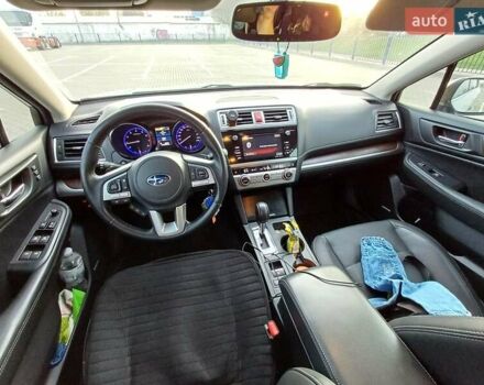 Серый Субару Аутбек, объемом двигателя 2.5 л и пробегом 210 тыс. км за 10990 $, фото 17 на Automoto.ua