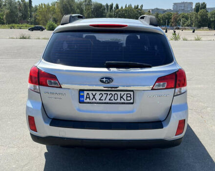 Сірий Субару Аутбек, об'ємом двигуна 2.5 л та пробігом 120 тис. км за 14000 $, фото 4 на Automoto.ua