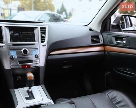 Сірий Субару Аутбек, об'ємом двигуна 2.49 л та пробігом 155 тис. км за 12500 $, фото 12 на Automoto.ua