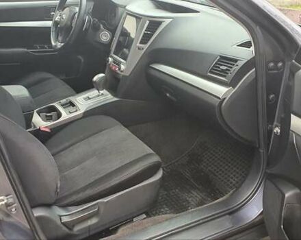 Серый Субару Аутбек, объемом двигателя 2.5 л и пробегом 152 тыс. км за 11350 $, фото 25 на Automoto.ua