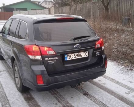 Сірий Субару Аутбек, об'ємом двигуна 2 л та пробігом 234 тис. км за 11500 $, фото 3 на Automoto.ua