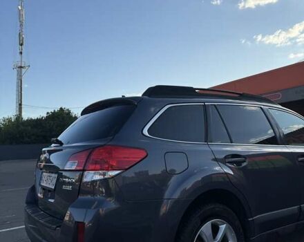 Серый Субару Аутбек, объемом двигателя 2.46 л и пробегом 155 тыс. км за 11750 $, фото 7 на Automoto.ua