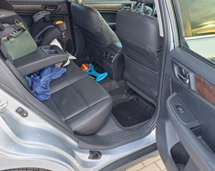 Серый Субару Аутбек, объемом двигателя 2.5 л и пробегом 210 тыс. км за 10990 $, фото 9 на Automoto.ua