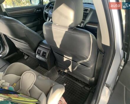 Серый Субару Аутбек, объемом двигателя 2.5 л и пробегом 231 тыс. км за 13500 $, фото 23 на Automoto.ua