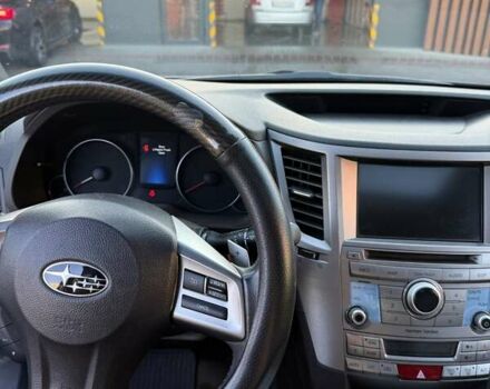 Серый Субару Аутбек, объемом двигателя 2.46 л и пробегом 155 тыс. км за 11750 $, фото 11 на Automoto.ua
