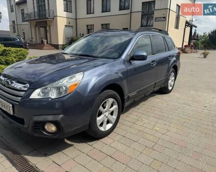 Серый Субару Аутбек, объемом двигателя 2.5 л и пробегом 229 тыс. км за 9999 $, фото 22 на Automoto.ua