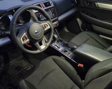 Серый Субару Аутбек, объемом двигателя 2.5 л и пробегом 133 тыс. км за 14500 $, фото 4 на Automoto.ua