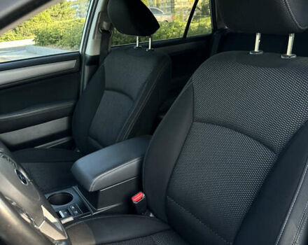 Серый Субару Аутбек, объемом двигателя 2.5 л и пробегом 103 тыс. км за 15300 $, фото 10 на Automoto.ua