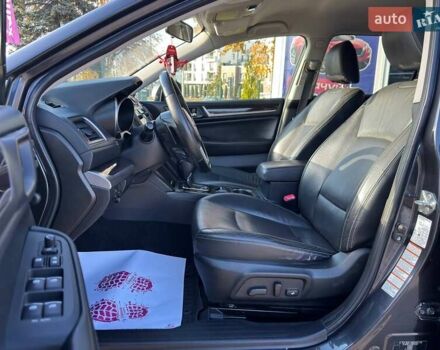 Серый Субару Аутбек, объемом двигателя 2.46 л и пробегом 278 тыс. км за 12400 $, фото 7 на Automoto.ua