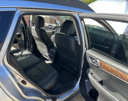 Серый Субару Аутбек, объемом двигателя 2.46 л и пробегом 165 тыс. км за 13300 $, фото 7 на Automoto.ua