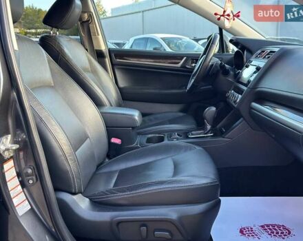 Серый Субару Аутбек, объемом двигателя 2.46 л и пробегом 278 тыс. км за 12400 $, фото 21 на Automoto.ua