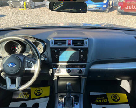 Серый Субару Аутбек, объемом двигателя 2 л и пробегом 190 тыс. км за 15000 $, фото 10 на Automoto.ua