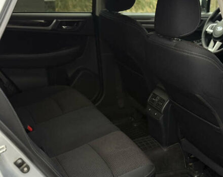 Серый Субару Аутбек, объемом двигателя 2.5 л и пробегом 170 тыс. км за 14800 $, фото 26 на Automoto.ua