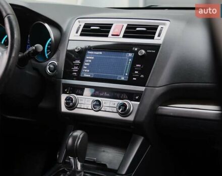 Сірий Субару Аутбек, об'ємом двигуна 2.5 л та пробігом 156 тис. км за 16400 $, фото 17 на Automoto.ua