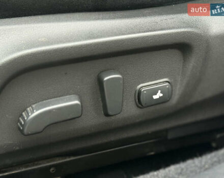 Серый Субару Аутбек, объемом двигателя 2.5 л и пробегом 170 тыс. км за 14800 $, фото 22 на Automoto.ua