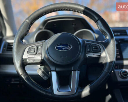 Серый Субару Аутбек, объемом двигателя 2 л и пробегом 190 тыс. км за 15000 $, фото 7 на Automoto.ua