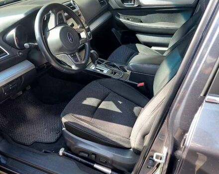 Серый Субару Аутбек, объемом двигателя 2.5 л и пробегом 145 тыс. км за 15500 $, фото 6 на Automoto.ua