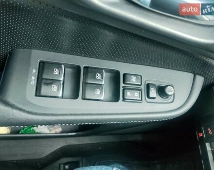 Сірий Субару Аутбек, об'ємом двигуна 2.5 л та пробігом 190 тис. км за 15700 $, фото 7 на Automoto.ua