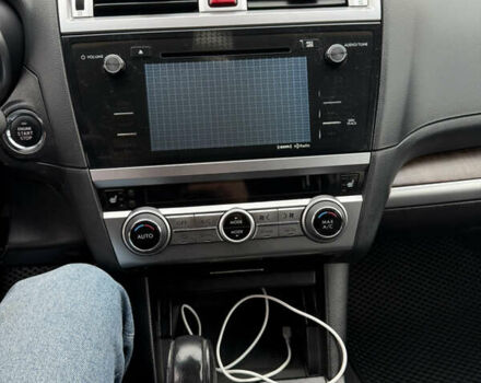 Серый Субару Аутбек, объемом двигателя 2.46 л и пробегом 175 тыс. км за 13000 $, фото 10 на Automoto.ua