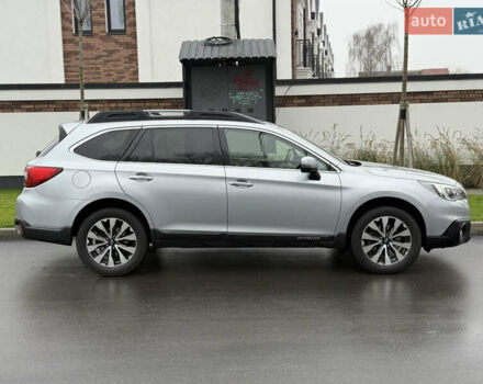 Серый Субару Аутбек, объемом двигателя 2.5 л и пробегом 170 тыс. км за 14800 $, фото 10 на Automoto.ua