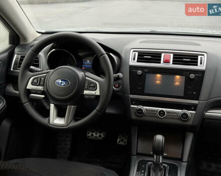 Серый Субару Аутбек, объемом двигателя 2.5 л и пробегом 170 тыс. км за 14800 $, фото 12 на Automoto.ua