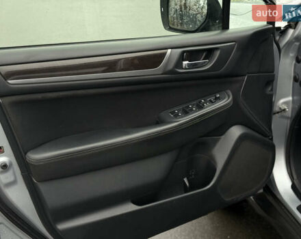 Серый Субару Аутбек, объемом двигателя 2.5 л и пробегом 170 тыс. км за 14800 $, фото 15 на Automoto.ua