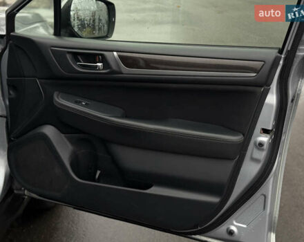 Серый Субару Аутбек, объемом двигателя 2.5 л и пробегом 170 тыс. км за 14800 $, фото 20 на Automoto.ua