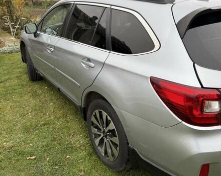 Серый Субару Аутбек, объемом двигателя 2.5 л и пробегом 175 тыс. км за 13500 $, фото 3 на Automoto.ua