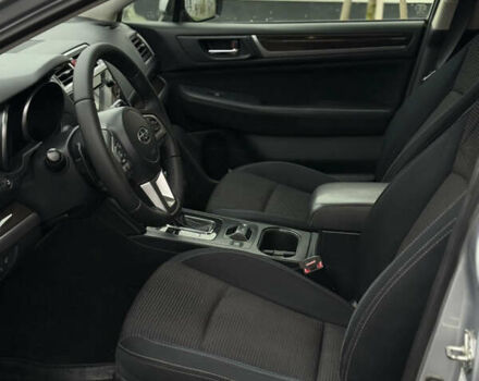 Серый Субару Аутбек, объемом двигателя 2.5 л и пробегом 170 тыс. км за 14800 $, фото 13 на Automoto.ua