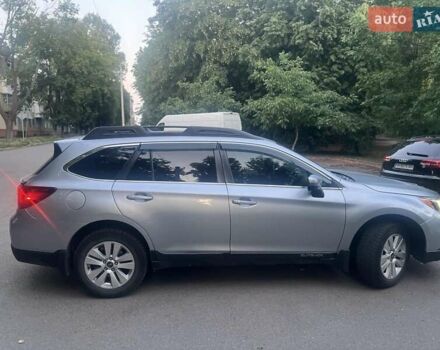 Серый Субару Аутбек, объемом двигателя 2.5 л и пробегом 176 тыс. км за 15000 $, фото 1 на Automoto.ua