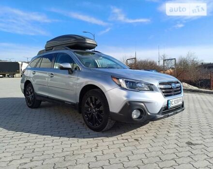 Сірий Субару Аутбек, об'ємом двигуна 3.6 л та пробігом 112 тис. км за 15500 $, фото 3 на Automoto.ua