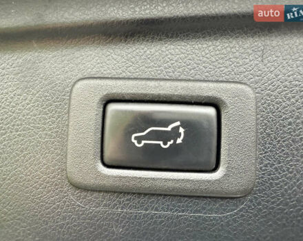 Серый Субару Аутбек, объемом двигателя 2.5 л и пробегом 170 тыс. км за 14800 $, фото 29 на Automoto.ua