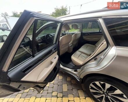 Сірий Субару Аутбек, об'ємом двигуна 2 л та пробігом 142 тис. км за 16300 $, фото 3 на Automoto.ua