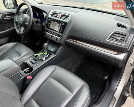 Сірий Субару Аутбек, об'ємом двигуна 2.5 л та пробігом 237 тис. км за 16500 $, фото 22 на Automoto.ua