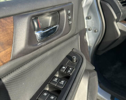 Серый Субару Аутбек, объемом двигателя 2.5 л и пробегом 103 тыс. км за 18000 $, фото 17 на Automoto.ua