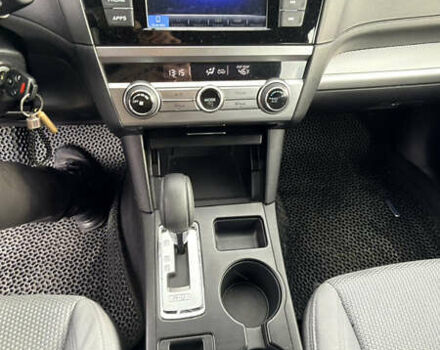 Серый Субару Аутбек, объемом двигателя 2.5 л и пробегом 65 тыс. км за 14999 $, фото 14 на Automoto.ua