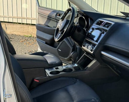 Серый Субару Аутбек, объемом двигателя 2.5 л и пробегом 103 тыс. км за 18000 $, фото 21 на Automoto.ua