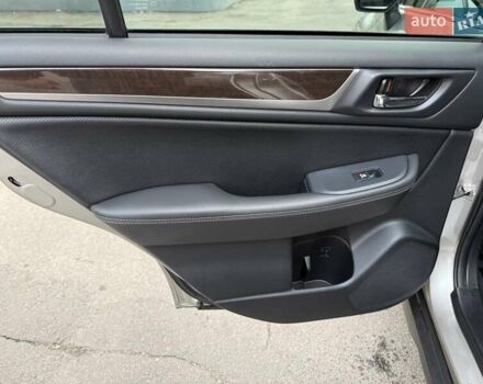 Сірий Субару Аутбек, об'ємом двигуна 2.5 л та пробігом 237 тис. км за 16500 $, фото 14 на Automoto.ua