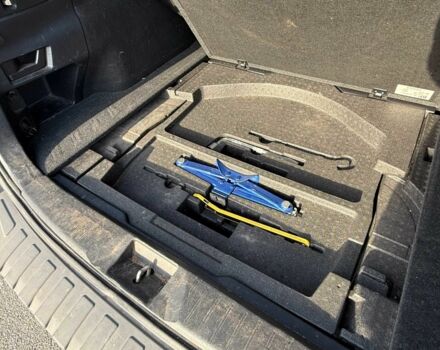 Серый Субару Аутбек, объемом двигателя 2.5 л и пробегом 190 тыс. км за 18500 $, фото 9 на Automoto.ua