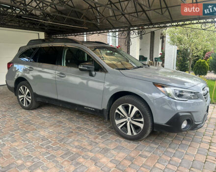 Сірий Субару Аутбек, об'ємом двигуна 3.63 л та пробігом 65 тис. км за 22500 $, фото 3 на Automoto.ua